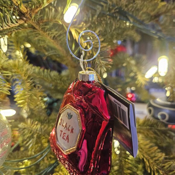 Tea Bag Ornaments - Set of Two Black Tea & Green Tea - Shiny Glass - Picture 6 of 7